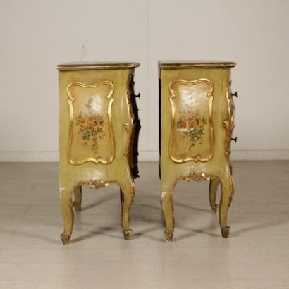 bedside tables, antique bedside tables, pair of bedside tables, lacquered bedside tables, lacquered wood bedside tables, bedside tables 900, bedside tables early 900, bedside tables early 900, decorated bedside tables, {* $ 0 $ *}, anticonline, baroque style bedside tables, baroque bedside tables