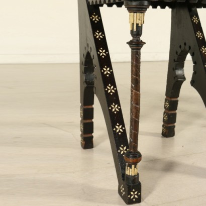 Chaises du designer Carlo Bugattii