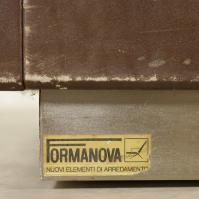 Formanova Bed - detail