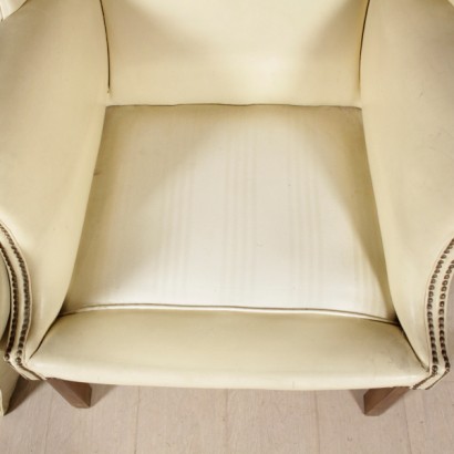 {* $ 0 $ *}, bergere armchair, antique armchair, antique armchair, antique armchair, beech armchair, leather armchair, 900 armchair, mid-century armchair, armchair structure in beech, structure in beech