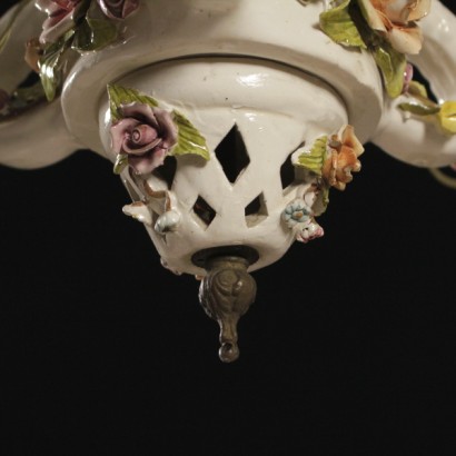 Chandelier in ceramic