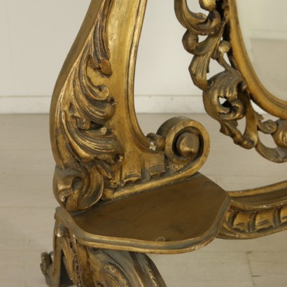 {* $ 0 $ *}, golden psyche, ancient psyche, antique psyche, 900 psyche, 900 psyche, richly carved psyche, carved psyche, oval mirror