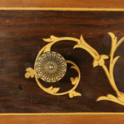 Secretaire in stile Secretaire in stile