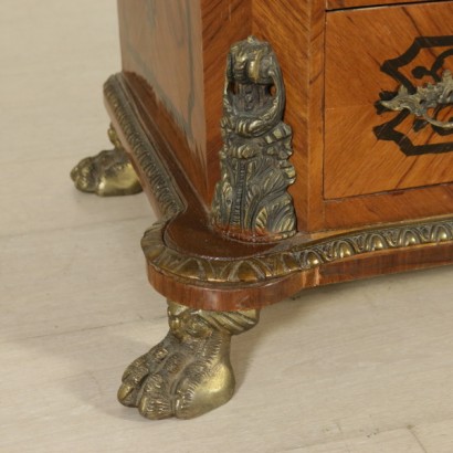 Secretaire decorato Secretaire decorato