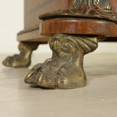Secretaire decorato Secretaire decorato