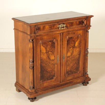 Piccola credenza Umbertina