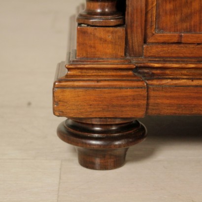 Piccola credenza Umbertina Particolare Piccola credenza Umbertina