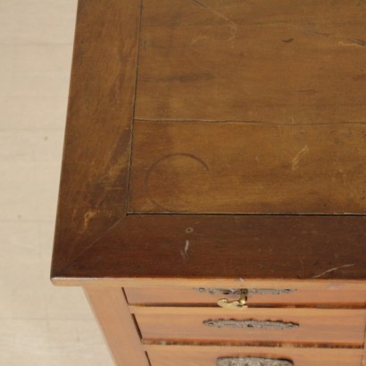 {* $ 0 $ *}, desk, center desk, antique desk, antique desk, antique desk, walnut desk, liberty desk, 900 desk, early 1900s desk, early 1900s desk, early 1900s desk