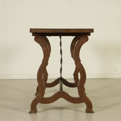 {* $ 0 $ *}, mesa de comedor, mesa de comedor de estilo, mesa de estilo, mesa de nogal, mesa de haya, mesa del siglo XX, mesa antigua, mesa antigua, mesa antigua