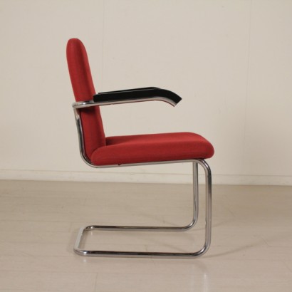Chairs of the 60s - side
