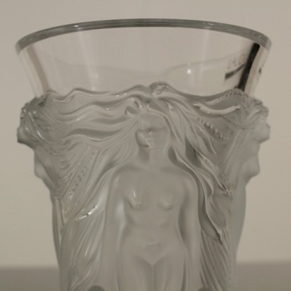 di mano in mano, Vaso in cristallo Lalique, vaso in cristallo, vaso di cristallo, cristallo lalique, lalique, vaso lalique, vaso con decoro, decoro a rilievo, decoro a tutto tondo, vaso 900, vaso seconda metà 900