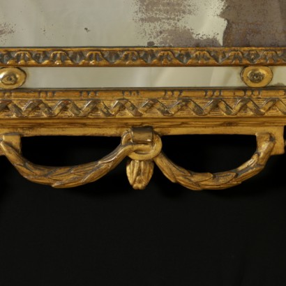 Specchiera dorata neoclassica - particolare