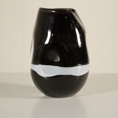 {* $ 0 $ *}, Glasvase, zweifarbige Vase, polychrome Vase, 80er-Vase, Vase des 20. Jahrhunderts, Vase des 20. Jahrhunderts, Designer-Vase, Vintage-Vase, italienische Vase, schwarz-weiße Vase