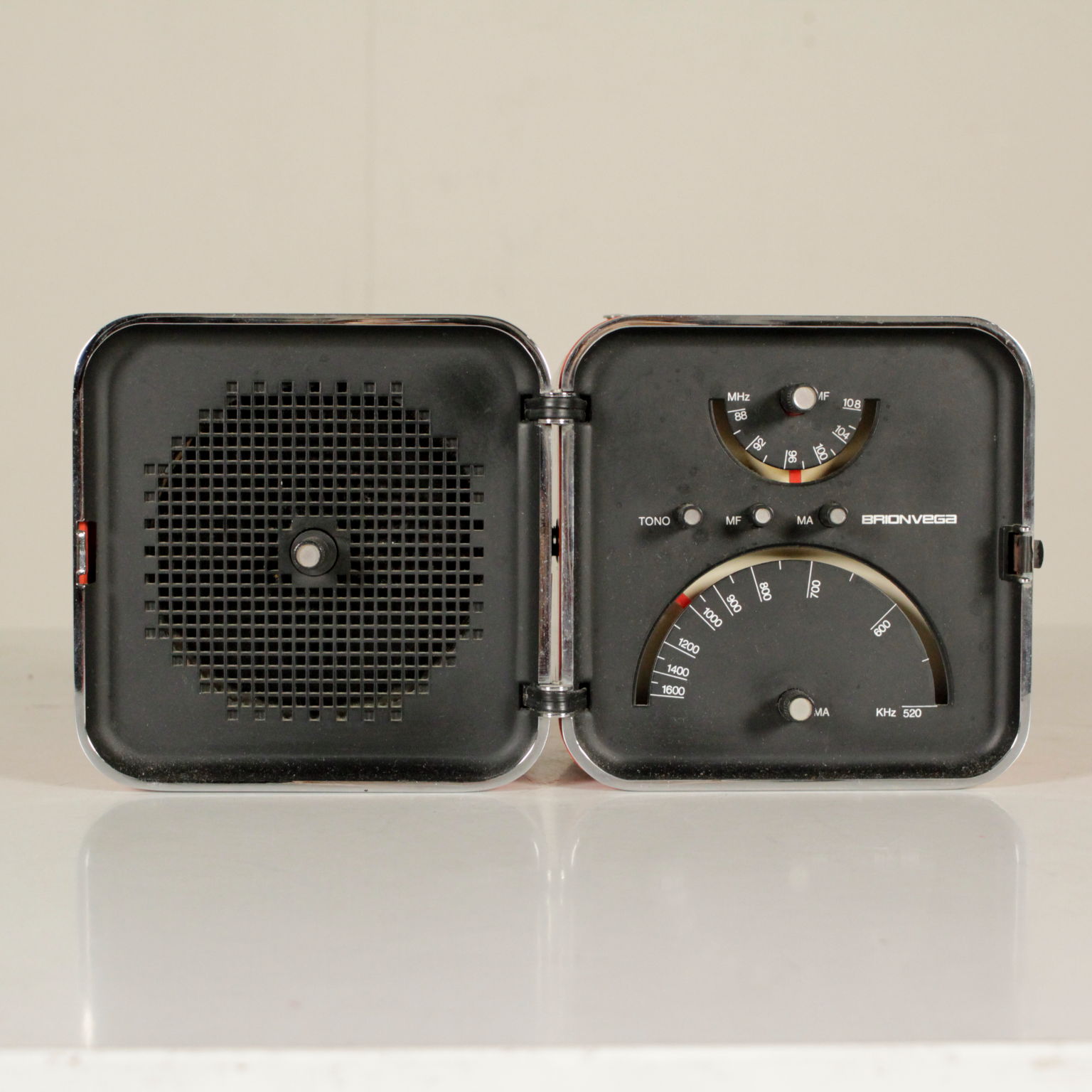 Radio Cubo Brionvega Radio Cubo Brionvega