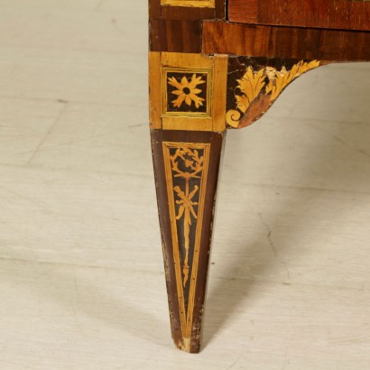 Chest of drawers inlaid - particular