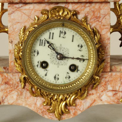 di mano in mano, orologio in antimonio, orologio dorato, orologio marmo rosa, orologio anfrite, orologio Auguste Moreau, orologio antiquariato, orologio francia, orologio 900