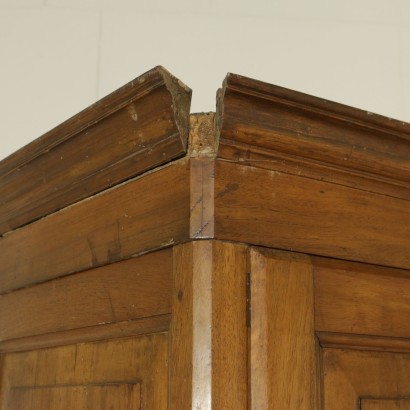 Noyer armoire avec deux portes - spécial