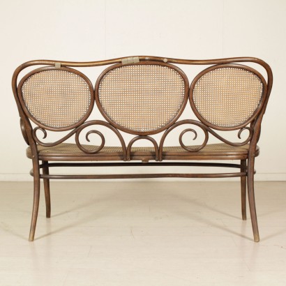 {* $ 0 $ *}, Thonet-Sofa, Dreisitzer-Sofa, Buche-Sofa, Baldachin-Sofa, Sofa des zwanzigsten Jahrhunderts, 900-Sofa, österreichisches Sofa