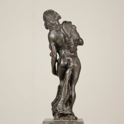 di mano in mano, scultura antica, scultura antiquariato, scultura italia, scultura base marmo, scultura 900, scultura novecento