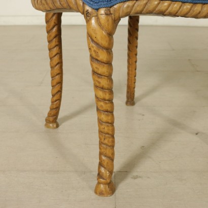 Coppia di sedie intagliate a corda - particolare
