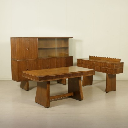 Tavolo anni 40 - arredo completo Tavolo anni 40 - arredo completo