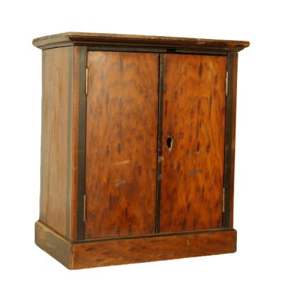 Cabinet model, mahogany veneer, two doors, inlaid fillets, ebony, briar interior, maple burl