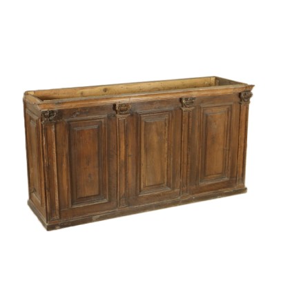 Le comptoir de bois antiques