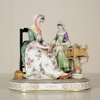 {* $ 0 $ *}, dame avec fille sur le métier à tisser, fille sur le métier à tisser, sculpture en porcelaine, dame sculptée, fille sur le métier à tisser en porcelaine