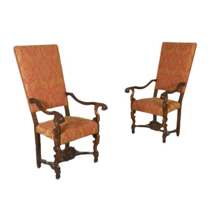 Pair of thrones