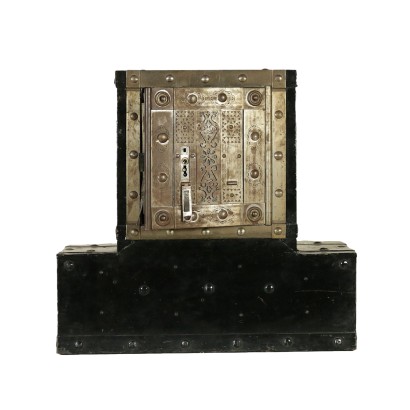 Cassaforte seconda metà 800 Cassaforte seconda metà 800