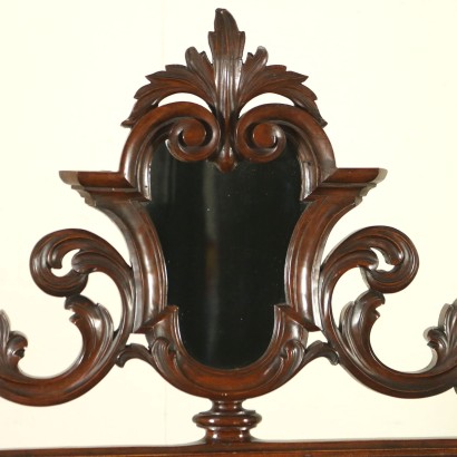 Etagere Luigi Filippo - particolare Etagere Luigi Filippo - particolare
