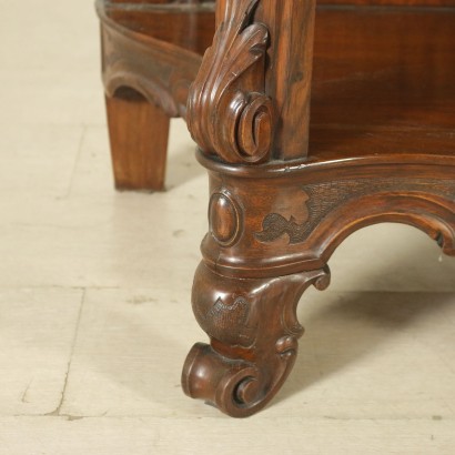 Etagere Luigi Filippo - particolare Etagere Luigi Filippo - particolare