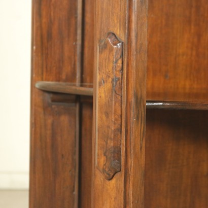 Etagere Luigi Filippo - particolare Etagere Luigi Filippo - particolare