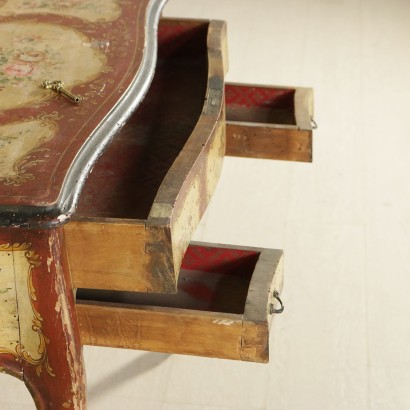 di mano in mano, scrittoio parietale, scrittoio 800, scrittoio fine 800, scrittoio in stile barocchetto, scrittoio laccato, scrittoio antico, scrittoio antiquariato, scrittoio da parete