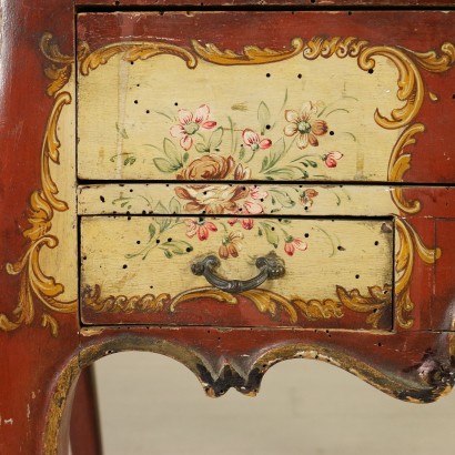 di mano in mano, scrittoio parietale, scrittoio 800, scrittoio fine 800, scrittoio in stile barocchetto, scrittoio laccato, scrittoio antico, scrittoio antiquariato, scrittoio da parete