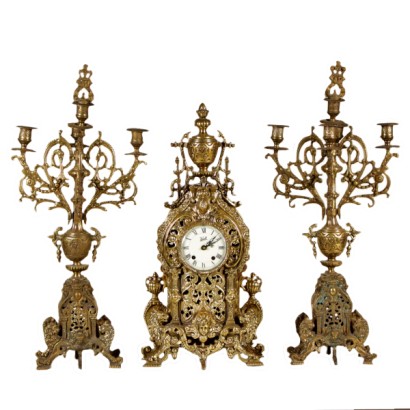 {* $ 0 $ *}, fireplace triptych, antique triptych, antique triptych, 900 triptych, bronze triptych, bronze fireplace triptych, clock with candelabra, antique clock, antique clock, antique candelabra, antique candelabra, walt clock, clock signed walt, five-light candelabra