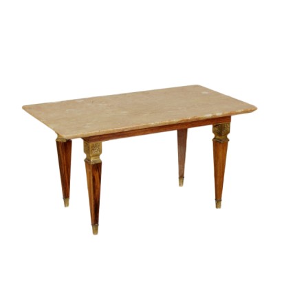 {* $ 0 $ *}, mesa de centro con tapa de mármol, mesa de centro vintage, mesa de centro de diseño, mesa de centro italiana, mesa de centro de palisandro, mesa de centro 900, mesa de centro del siglo XX, mesa de centro con patas piramidales