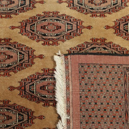 di mano in mano, tappeto bukhara, tappeto pakistan, tappeto pakistano, tappeto antico, tappeto antiquariato, tappeto fatto a mano, fatto a mano