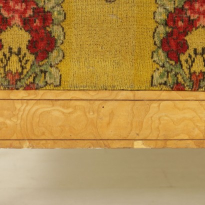 Elegantes Biedermeier-Serpentinsofa Österreich 19. Jahrhundert