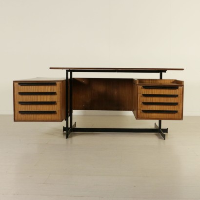 {* $ 0 $ *}, bureau des années 60, 60, vintage des années 60, bureau vintage, bureau avec dactylo, dactylo vintage, bureau de dactylographie des années 60, bureau antique moderne, bureau de dactylographie moderne, italien vintage, italien moderne antiquités