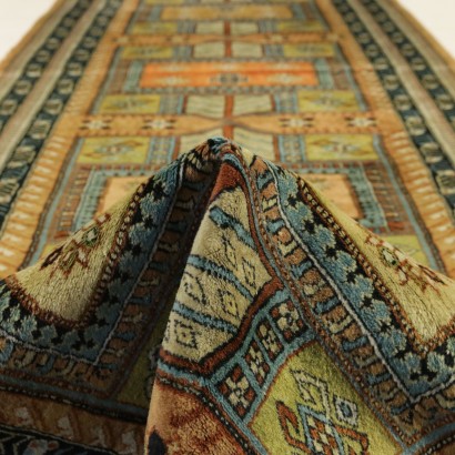 di mano in mano, tappeto corsia, tappeto pakistan, tappeto pakistano, tappeto antico, tappeto antiquariato, tappeto fatto a mano