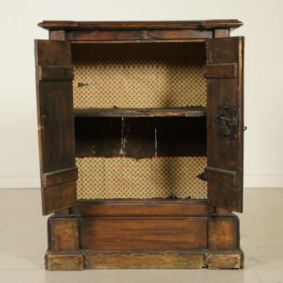 Sideboard antique wood - detail