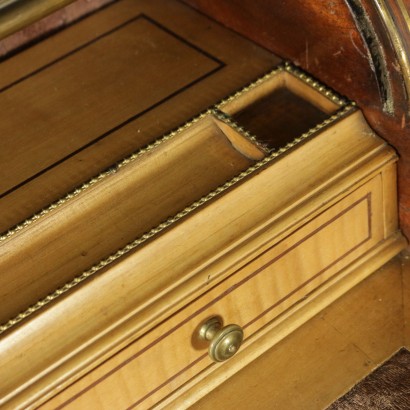 Drop-leaf Secretaire Writing Desk - detail