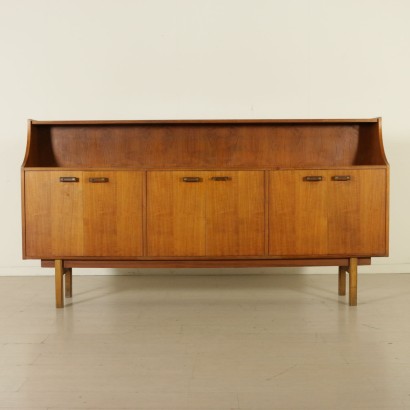 modernariato, modernariato di design, credenza, credenza modernariato, credenza di modernariato, credenza italiana, credenza vintage, credenza anni '60, credenza design anni 60