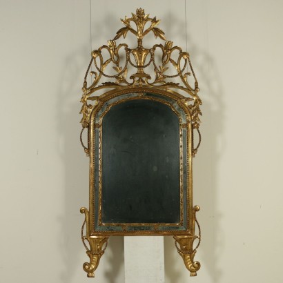 Neoklassischer spiegel