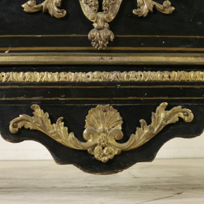 Commode à trois Tiroirs Louis XIV Bronze Placage d'Ebène France '700