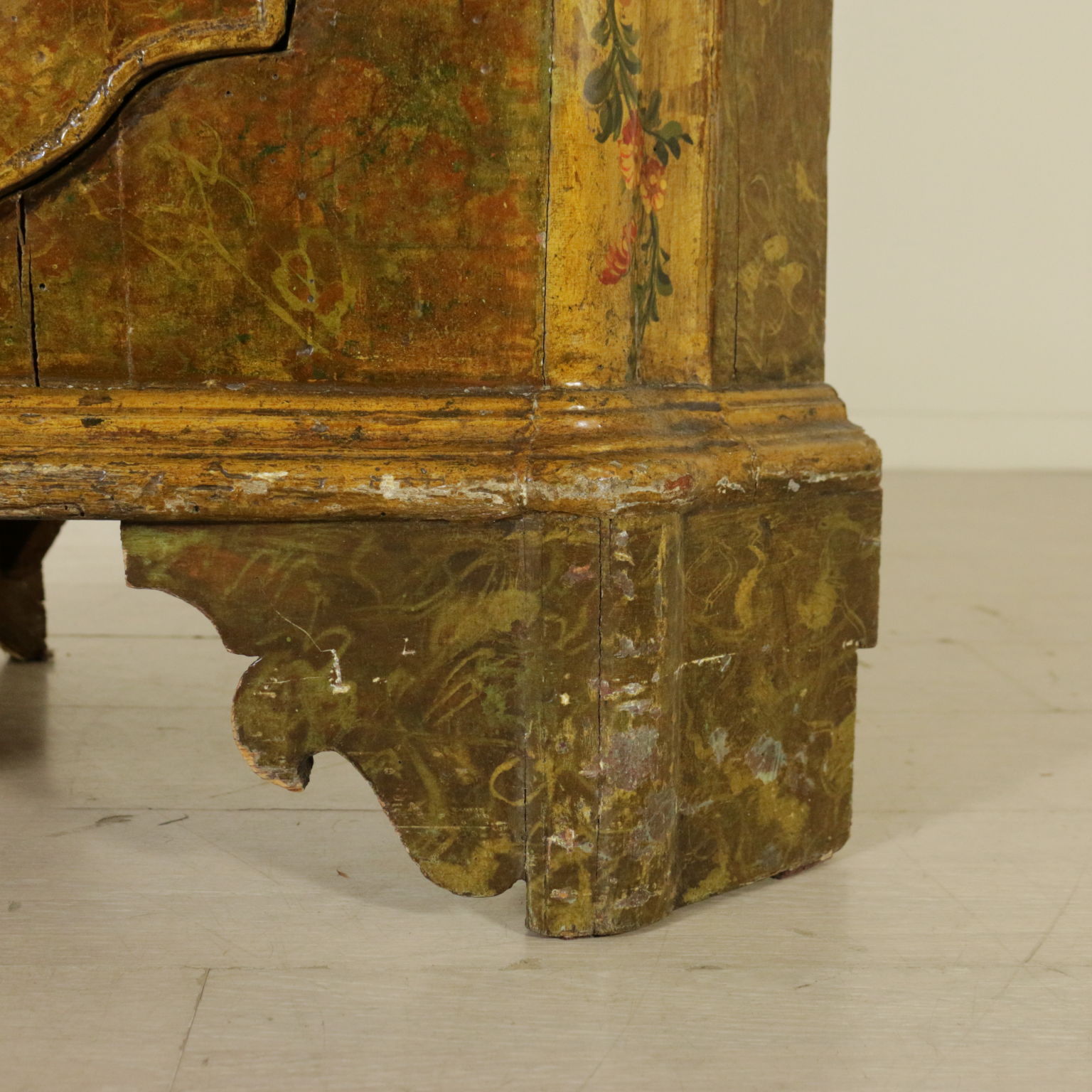 Corner to arte povera - Corner cupboards - Antiques - dimanoinmano.it Corner to arte povera - Corner cupboards - Antiques - dimanoinmano.it