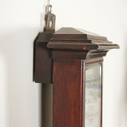 Barometer Victorian-particular