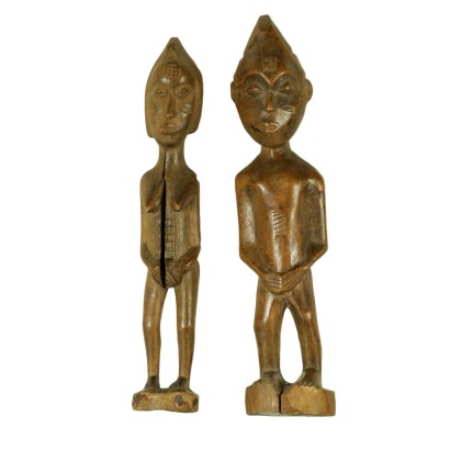 Paire de sculptures en bois