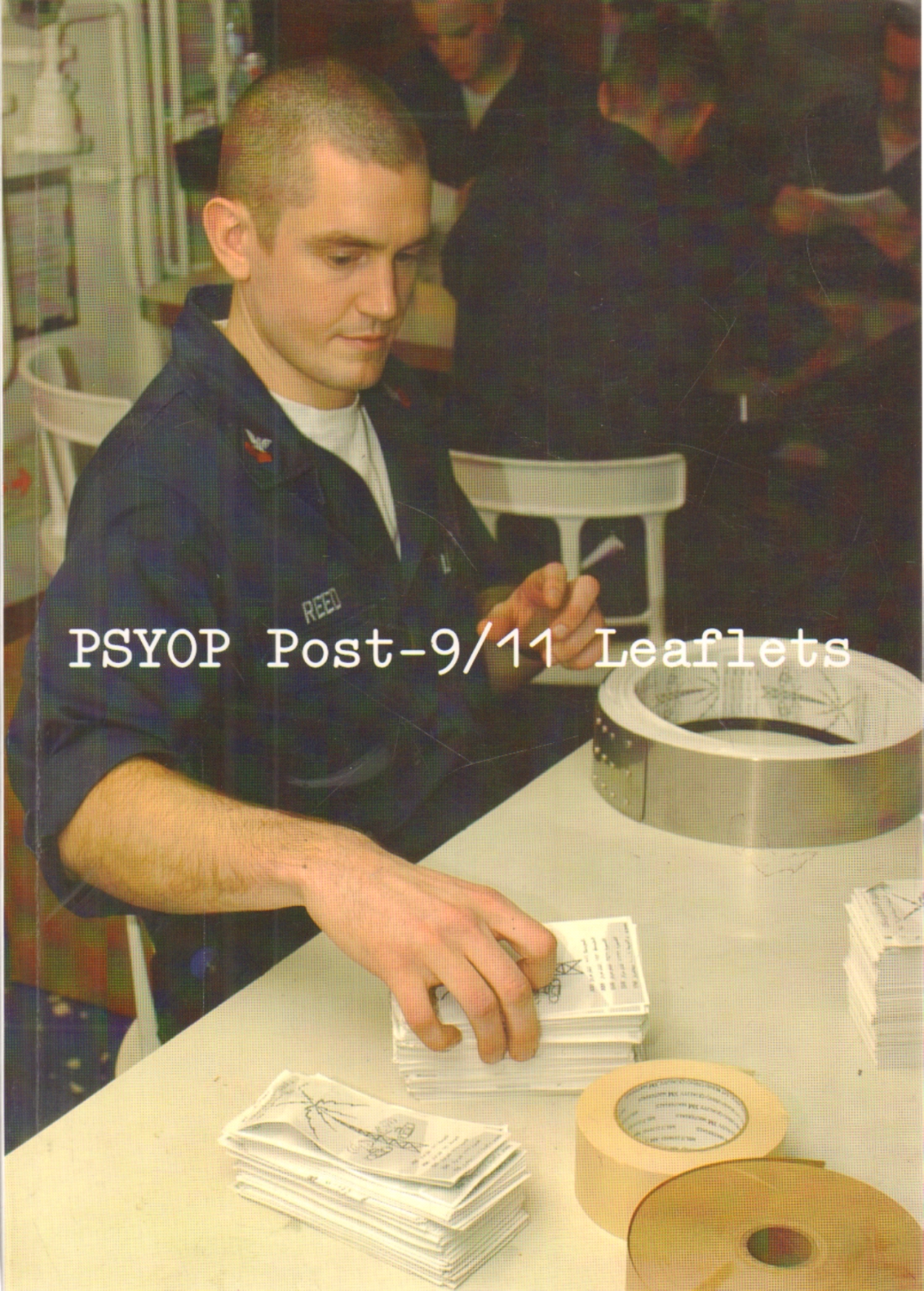 Dépliants PSYOP Post 9/11, Christoph Büchel Giovanni Carmine